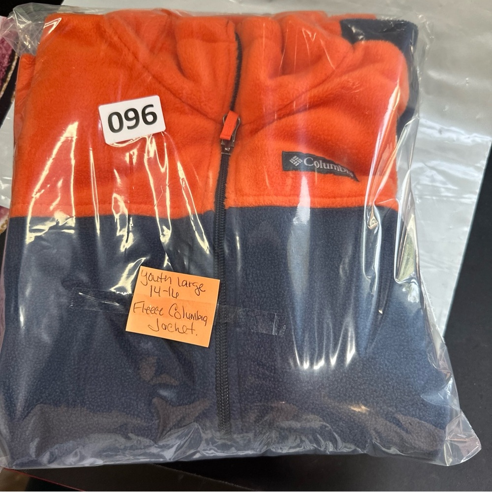 Youth Size Large 14-16 Fleece Columbia Jacket